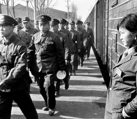 Shi Baoxiu - Soldiers Being Transported to the Front Line in Yunnan Use the Railway Military Station for their Meal
